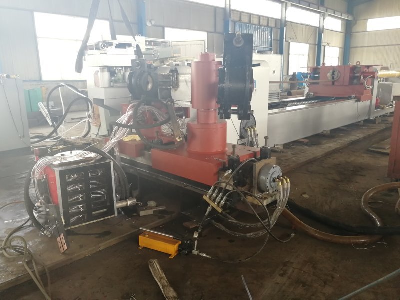 1553238298153946.jpg 數(shù)控自動彎管機